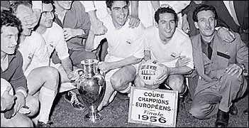 Футболисты "Реала" радуются победе в первом финале турнира (©AFP)