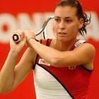 Флавиа Пенетта дошла до финала, обыграв по дороге знаменитую Мартину Хингис Флавиа Пенетта дошла до финала, обыграв по дороге знаменитую Мартину Хингис