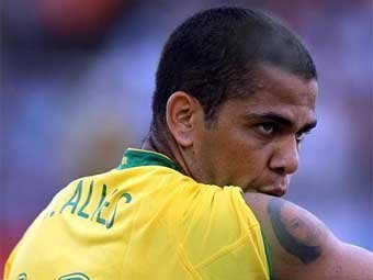Даниэл Алвес на Copa America - 2007. Фото AFP